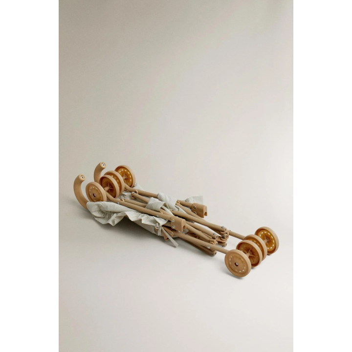 Детская кукольная коляска