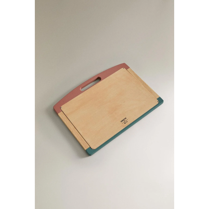 CHILDREN’S DRAWING BOARD