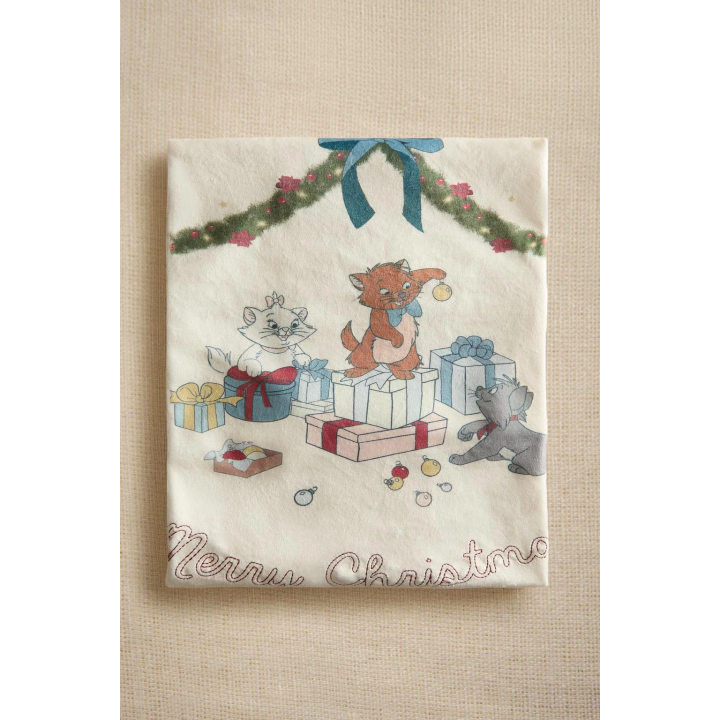 FLEECE THE ARISTOCATS ©DISNEY CHRISTMAS BABY BLANKET