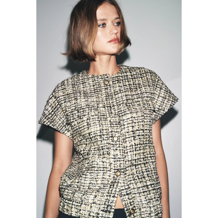 ЖИЛЕТ ИЗ РЕЛЬЕФНОЙ ТКАНИ С ПУГОВИЦАМИ — ZW COLLECTION