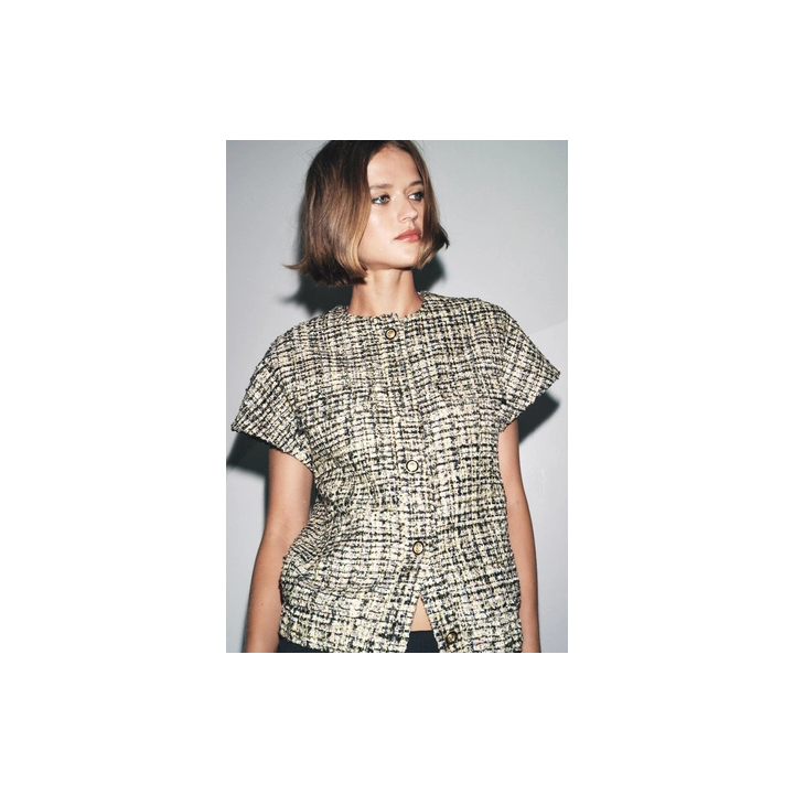 ЖИЛЕТ ИЗ РЕЛЬЕФНОЙ ТКАНИ С ПУГОВИЦАМИ — ZW COLLECTION