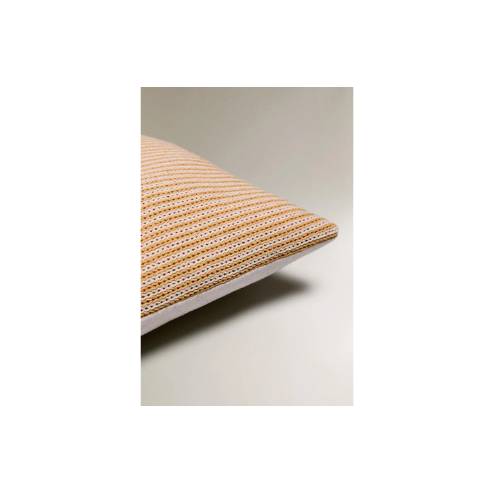 CHILDREN'S EMBROIDERED LETTER D CUSHION