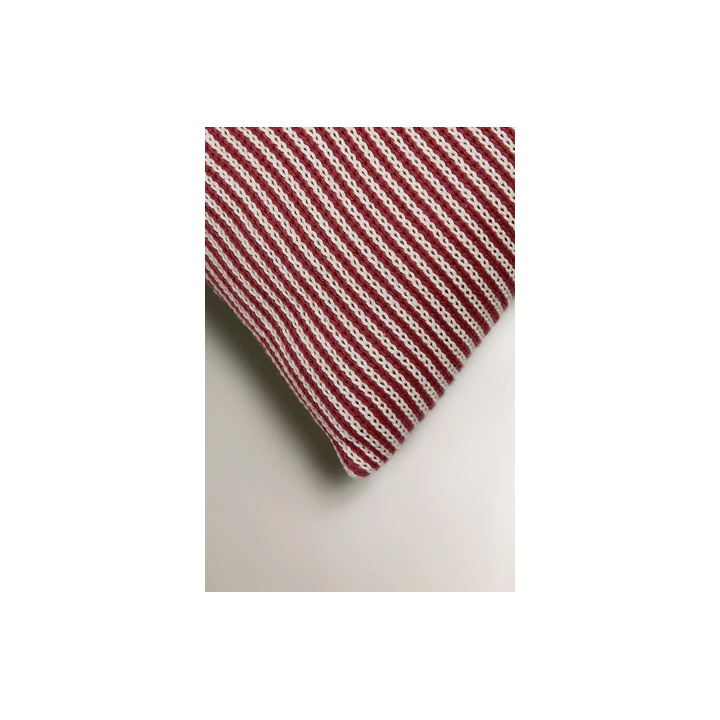 CHILDREN'S EMBROIDERED LETTER G CUSHION