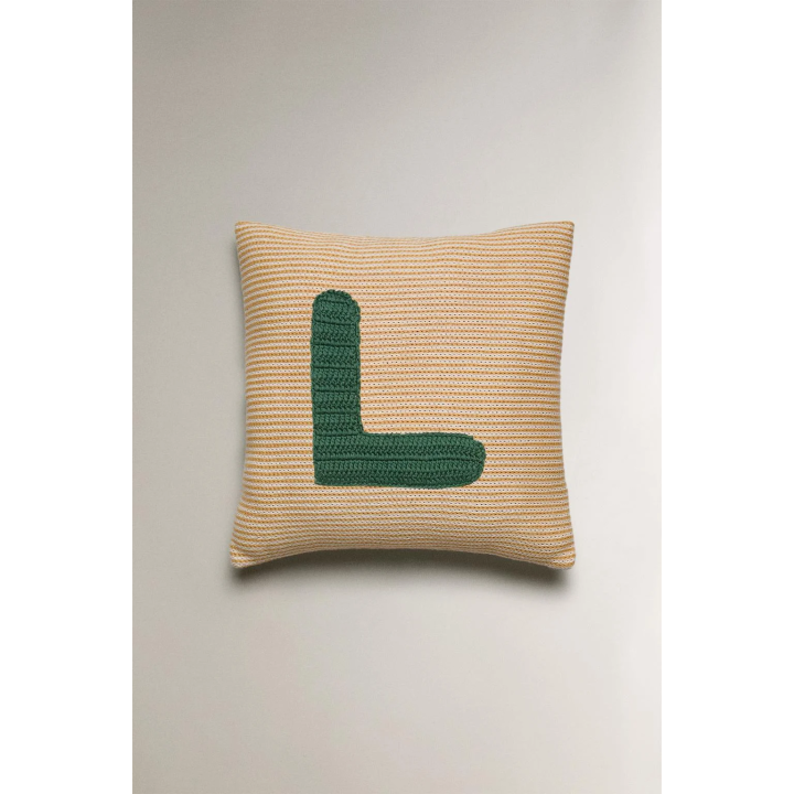 CHILDREN'S EMBROIDERED LETTER L CUSHION