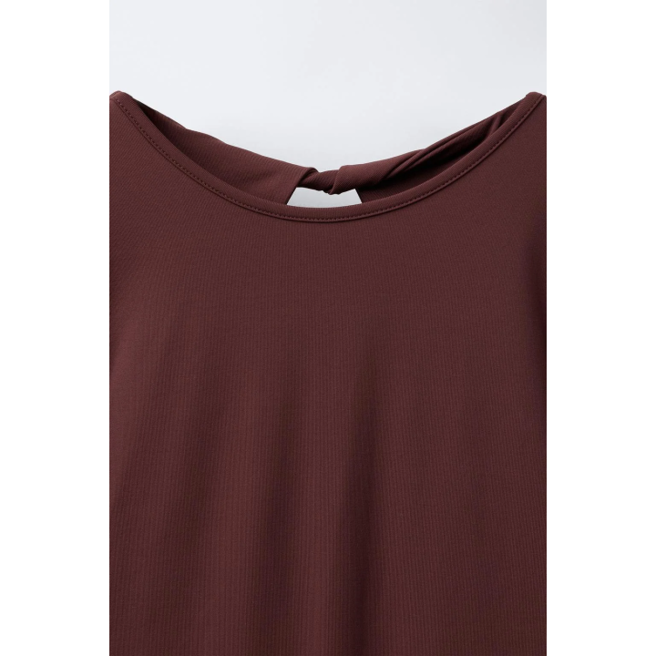 БОДИ ИЗ ПОЛИАМИДА С ВЫРЕЗАМИ