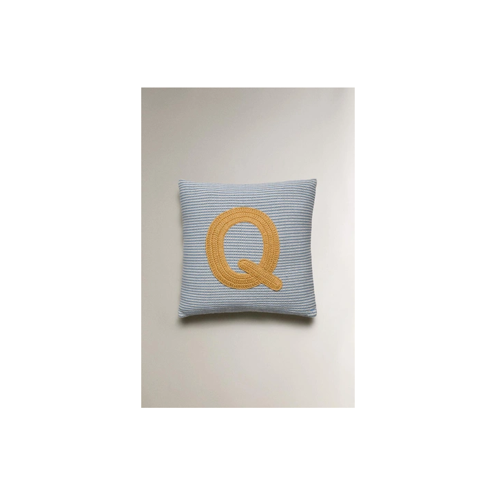 CHILDREN'S EMBROIDERED LETTER Q CUSHION