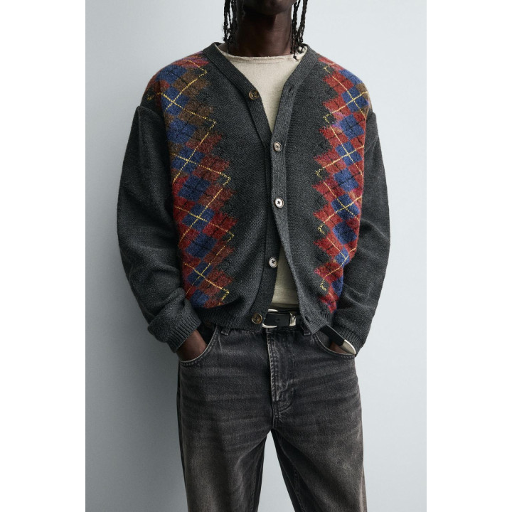 Кардиган с аргайловым узором