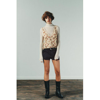 ТОП С КРУЖЕВОМ И ЦВЕТОЧНЫМ УЗОРОМ