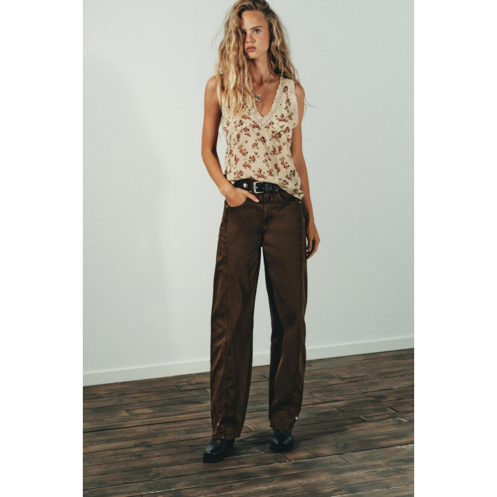 ТОП С КРУЖЕВОМ И ЦВЕТОЧНЫМ УЗОРОМ