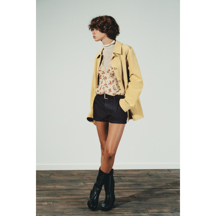 ТОП С КРУЖЕВОМ И ЦВЕТОЧНЫМ УЗОРОМ