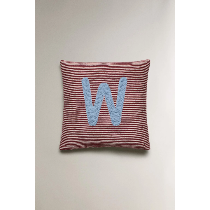 CHILDREN'S EMBROIDERED LETTER W CUSHION
