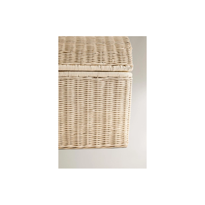CHILDREN’S RATTAN BASKET WITH LID