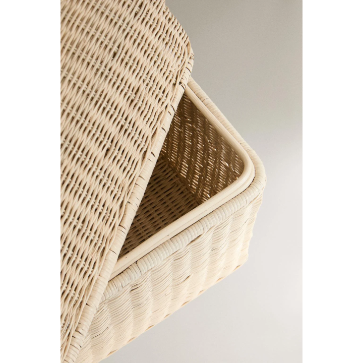 CHILDREN’S RATTAN BASKET WITH LID
