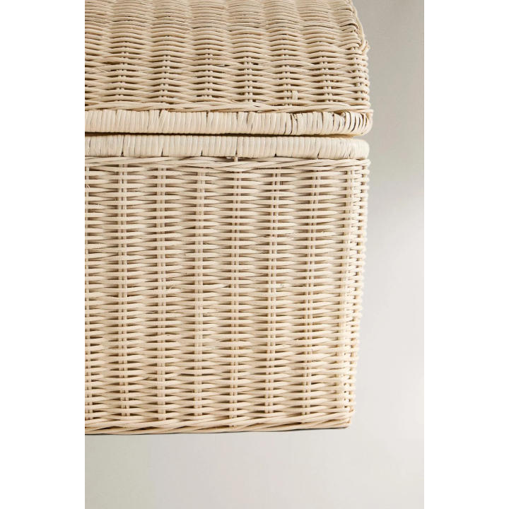 CHILDREN’S RATTAN BASKET WITH LID