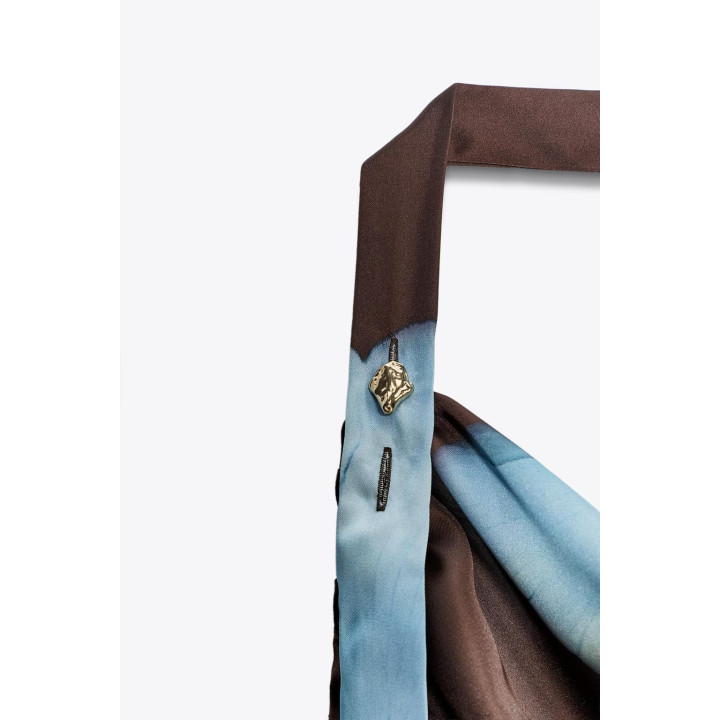 АТЛАСНЫЙ ТОП С ЦВЕТОЧНЫМ ПРИНТОМ