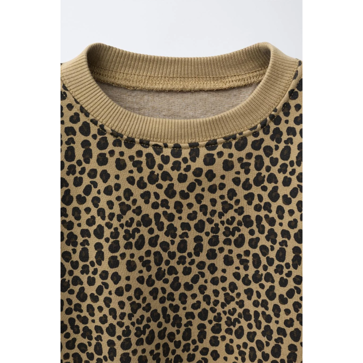 ТОЛСТОВКА ИЗ ПЛОТНОЙ ТКАНИ С АНИМАЛИСТИЧЕСКИМ ПРИНТОМ