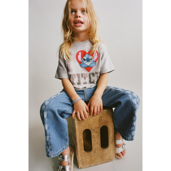 ДЖИНСЫ STRAIGHT С ПРИНТОМ «СЕРДЕЧКИ»