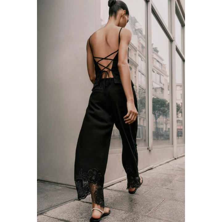 ТОП С ВЫШИВКОЙ И ОТКРЫТОЙ СПИНОЙ