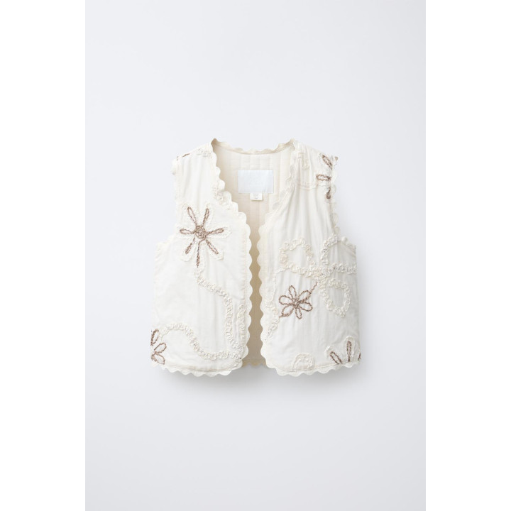 ЖИЛЕТ С ВЫШИВКОЙ «ЦВЕТЫ»