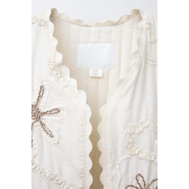 ЖИЛЕТ С ВЫШИВКОЙ «ЦВЕТЫ»