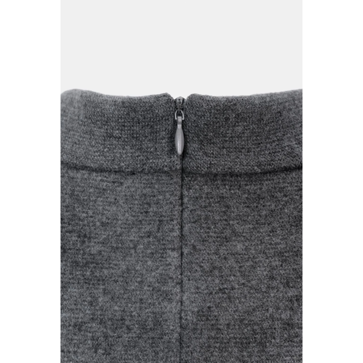 Мягкий топ с пышной крошкой