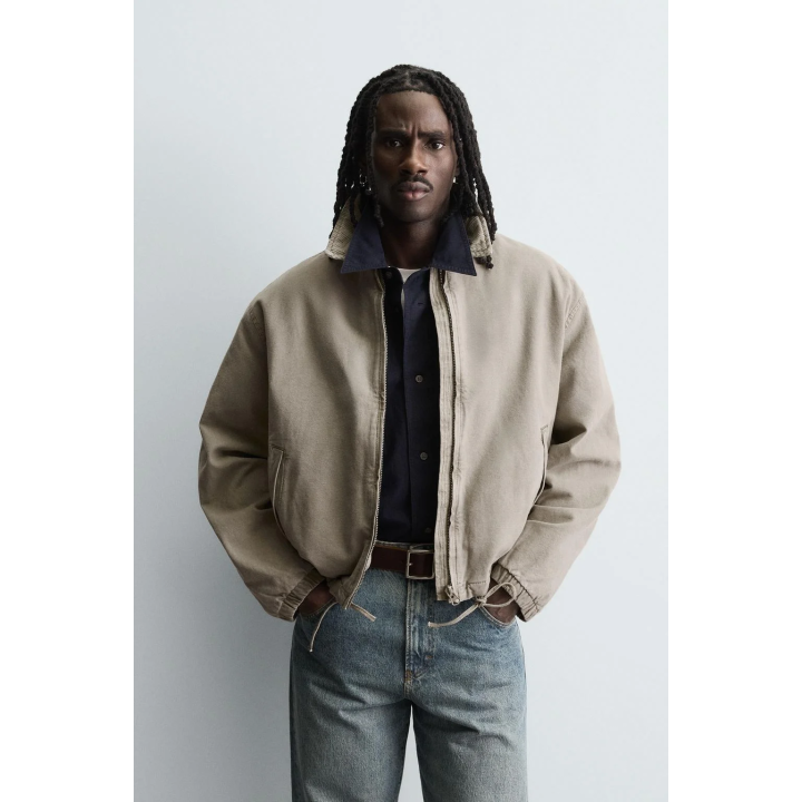 Куртка с утепленным контрастным воротником