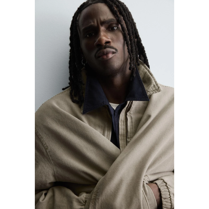 Куртка с утепленным контрастным воротником