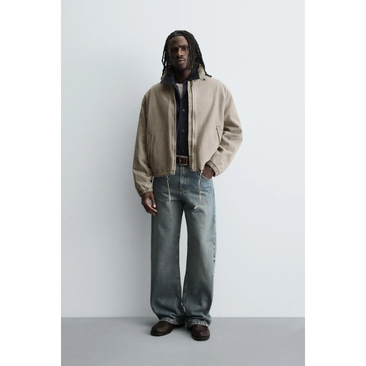 Куртка с утепленным контрастным воротником