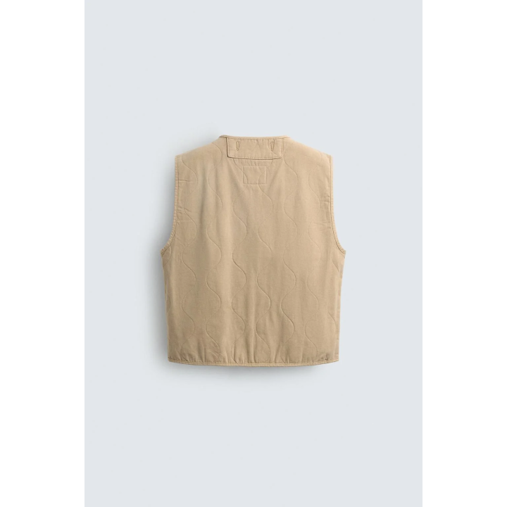 Жилет с вышитыми швами и обработкой под старину