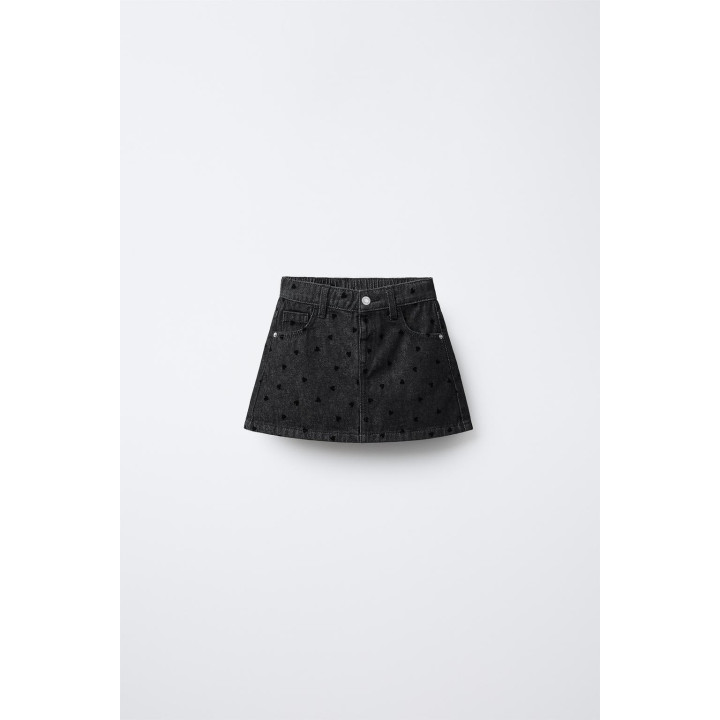 ДЖИНСОВАЯ ЮБКА С ФЛОКИРОВАННЫМИ СЕРДЦАМИ