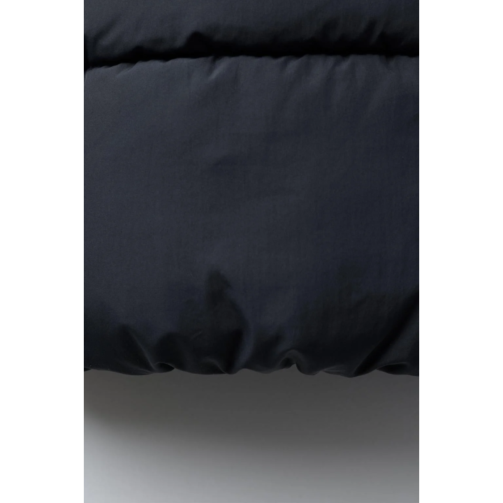 СТЕГАНЫЙ ФЛИСОВЫЙ ПУХОВИК В СТИЛЕ КОЛОР-БЛОК WATER REPELLENT