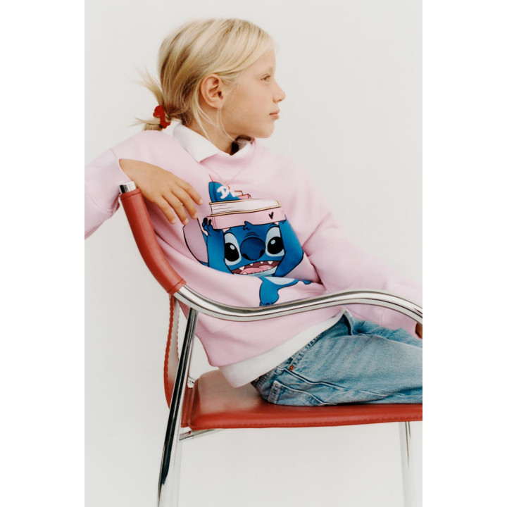 ТОЛСТОВКА С ПРИНТОМ LILO & STITCH © DISNEY