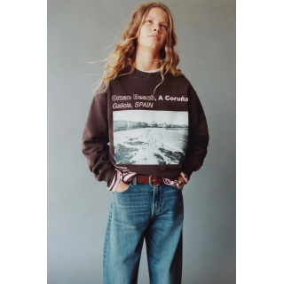 ТОЛСТОВКА С ПРИНТОМ А-КОРУНЬЯ