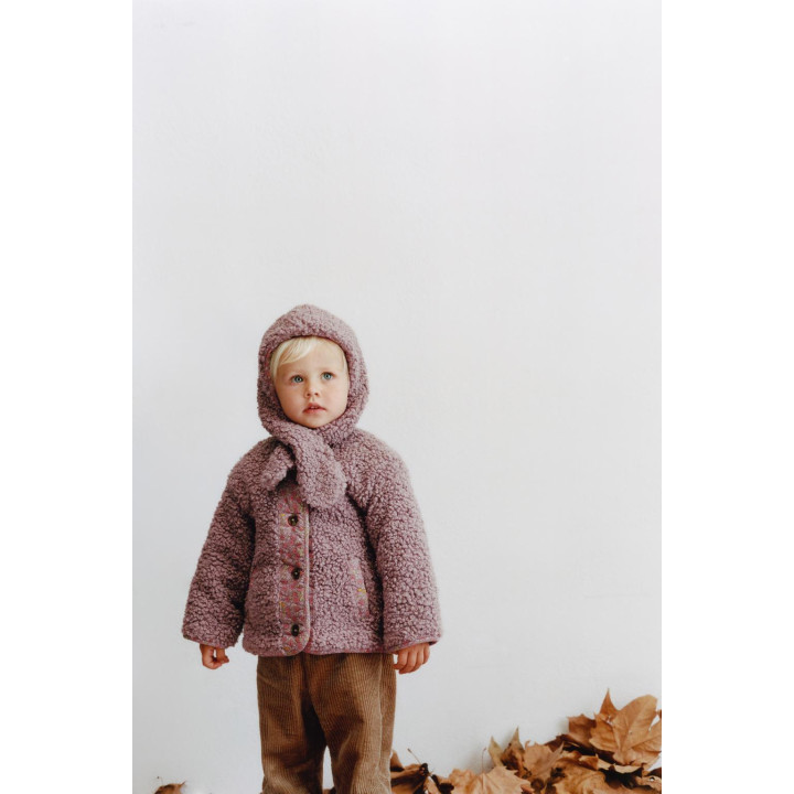 ПАЛЬТО ИЗ ИСКУССТВЕННОЙ ОВЧИНЫ С ЦВЕТОЧНЫМ ПРИНТОМ НА ПОДКЛАДКЕ