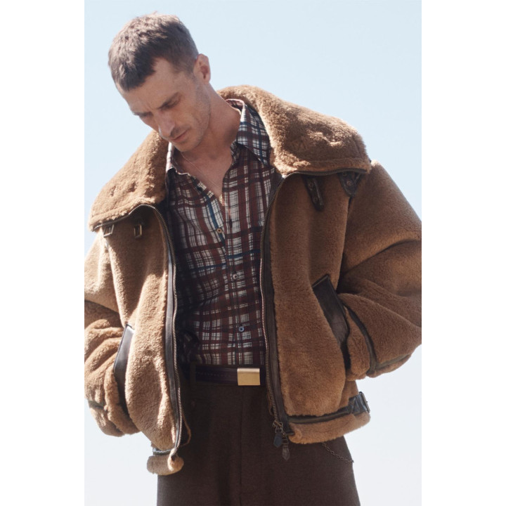 Куртка из экокожи и овчины с контрастными деталями limited edition