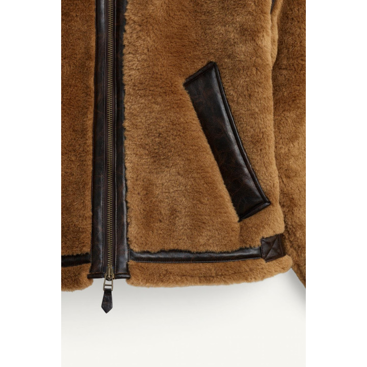 Куртка из экокожи и овчины с контрастными деталями limited edition