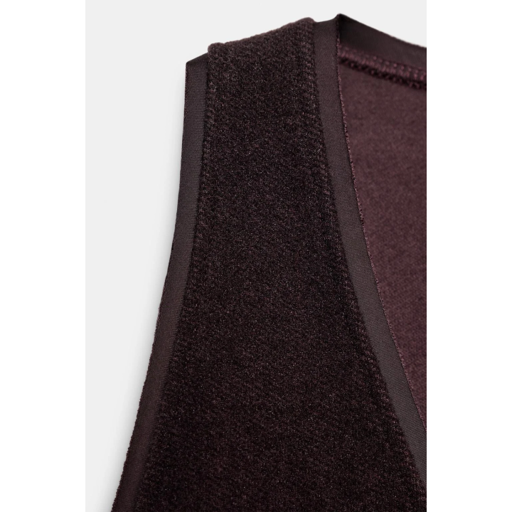 Мягкий топ без рукавов