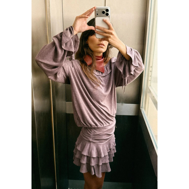 МЯГКИЙ ТОП С ВОЛАНАМИ