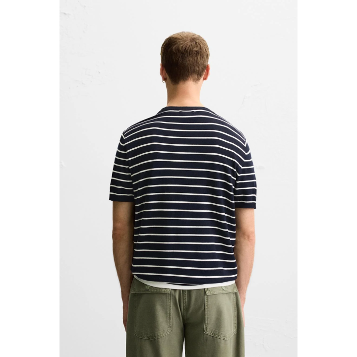 Вязаная футболка из вискозного микса