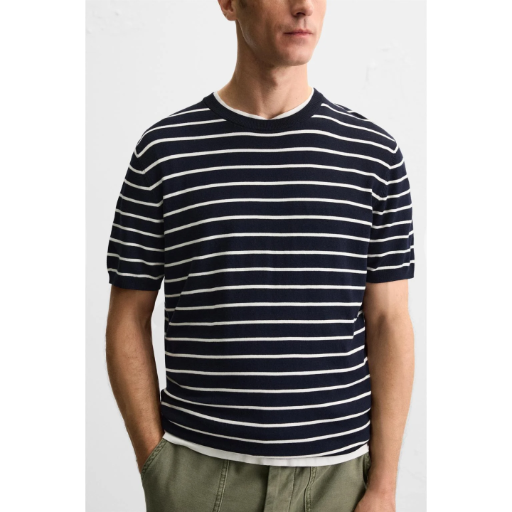 Вязаная футболка из вискозного микса