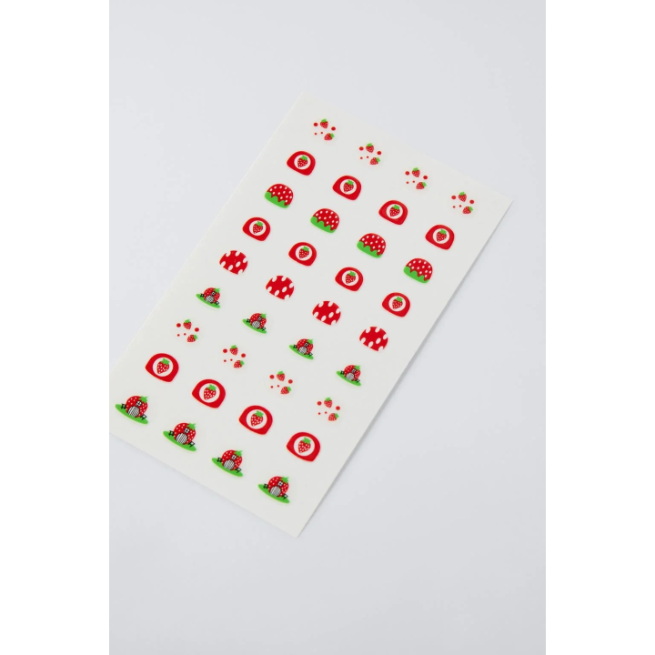 НАКЛЕЙКИ ZARA ДЛЯ НОГТЕЙ «КЛУБНИКА»