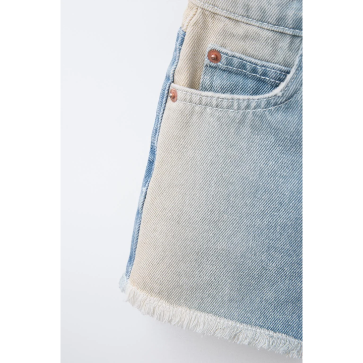 ДЖИНСОВЫЕ ШОРТЫ С НЕОБРАБОТАННЫМИ КРОМКАМИ