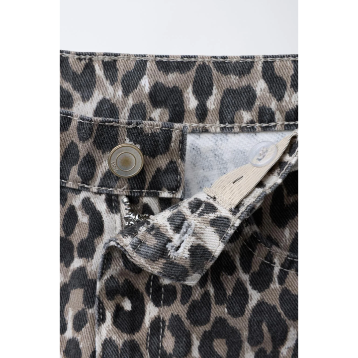 ДЖИНСОВЫЕ БРЮКИ WIDE LEG С АНИМАЛИСТИЧЕСКИМ ПРИНТОМ