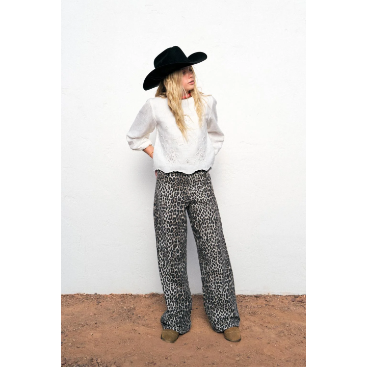 ДЖИНСОВЫЕ БРЮКИ WIDE LEG С АНИМАЛИСТИЧЕСКИМ ПРИНТОМ