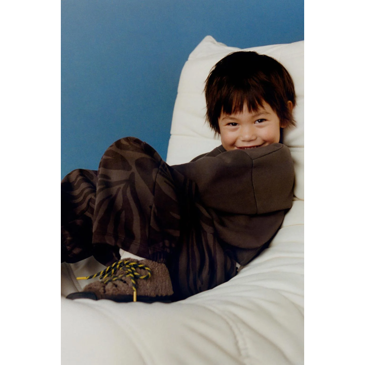 Набор кофты и брюк с принтом для занятий спортом