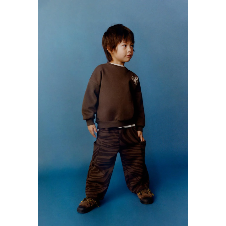 Набор кофты и брюк с принтом для занятий спортом