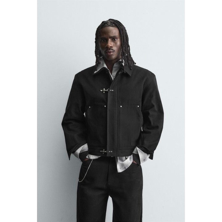 КУРТКА СВОБОДНОГО КРОЯ С НАВЕСНЫМИ ПЕТЛЯМИ