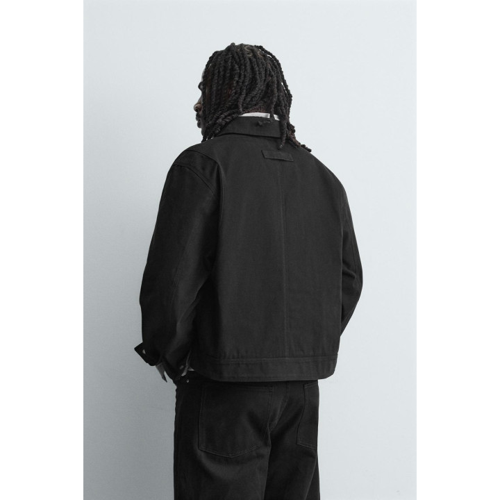 КУРТКА СВОБОДНОГО КРОЯ С НАВЕСНЫМИ ПЕТЛЯМИ