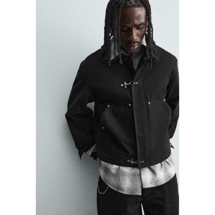 КУРТКА СВОБОДНОГО КРОЯ С НАВЕСНЫМИ ПЕТЛЯМИ