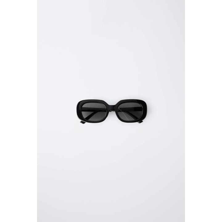 СОЛНЦЕЗАЩИТНЫЕ ОЧКИ В ПРЯМОУГОЛЬНОЙ КАУЧУКОВОЙ ОПРАВЕ